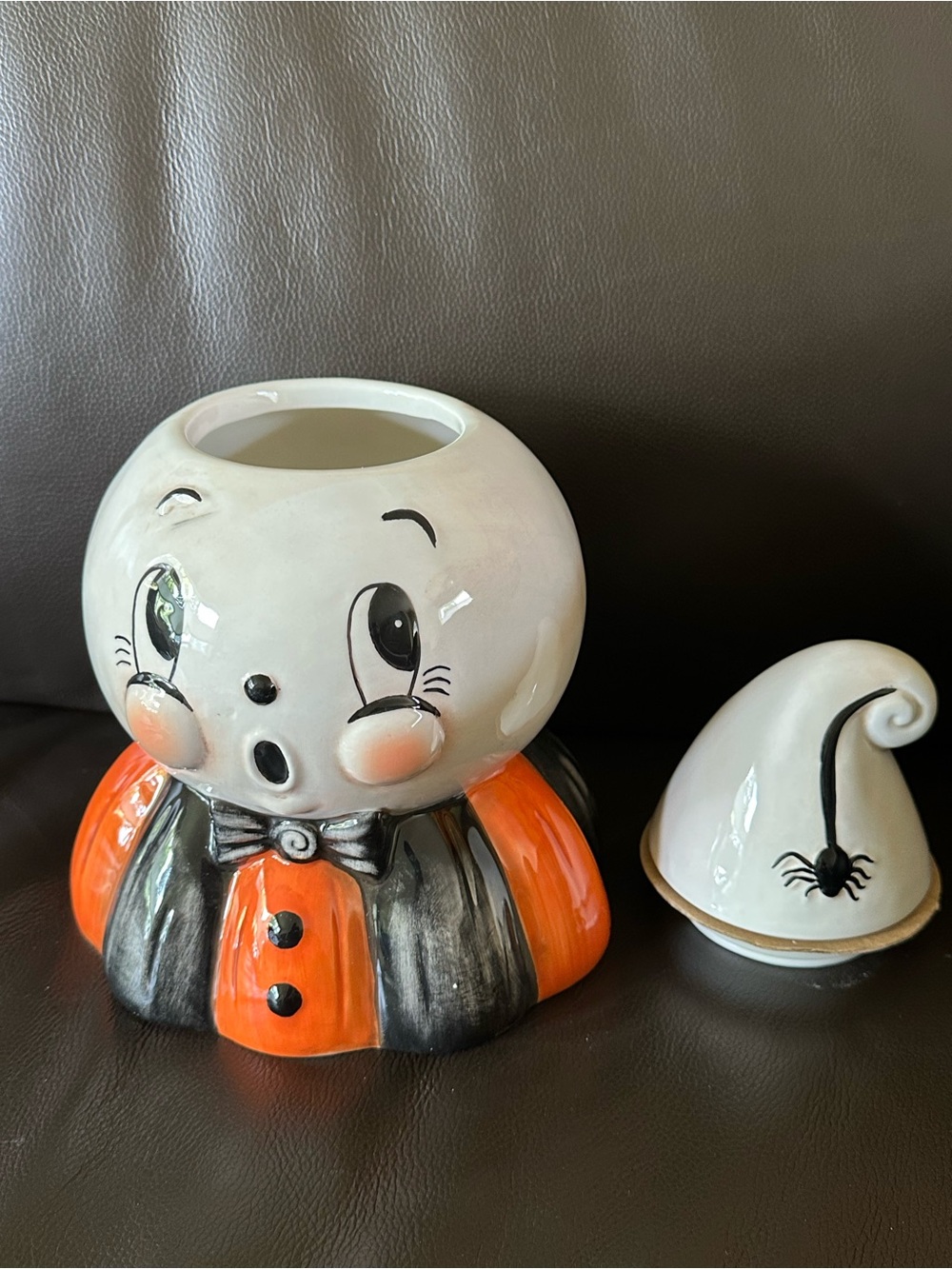 Johanna Parker Halloween 2026 Kooky Spooky Ghost Vintage Style Cookie Jar New - Picture 6 of 6